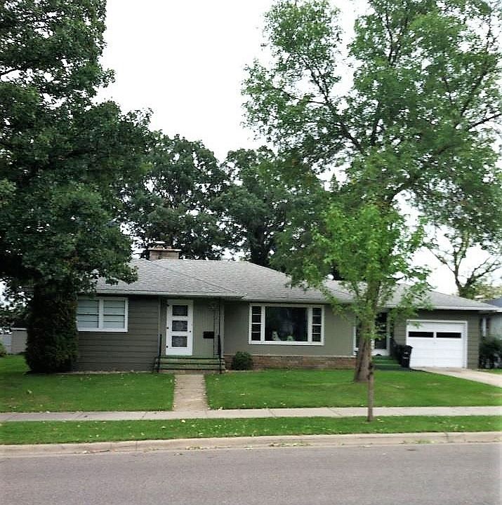 1st image of 1313 Lake Ave