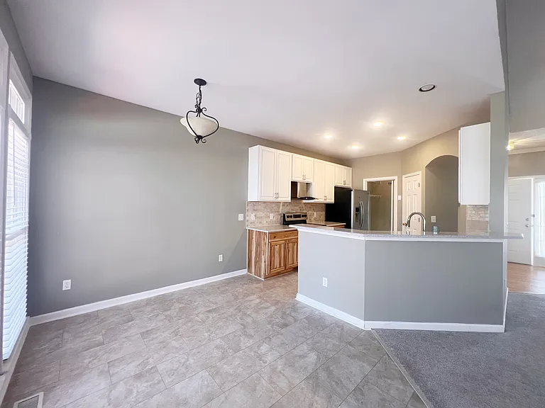 206 Hyde Park Ln — Photo 13