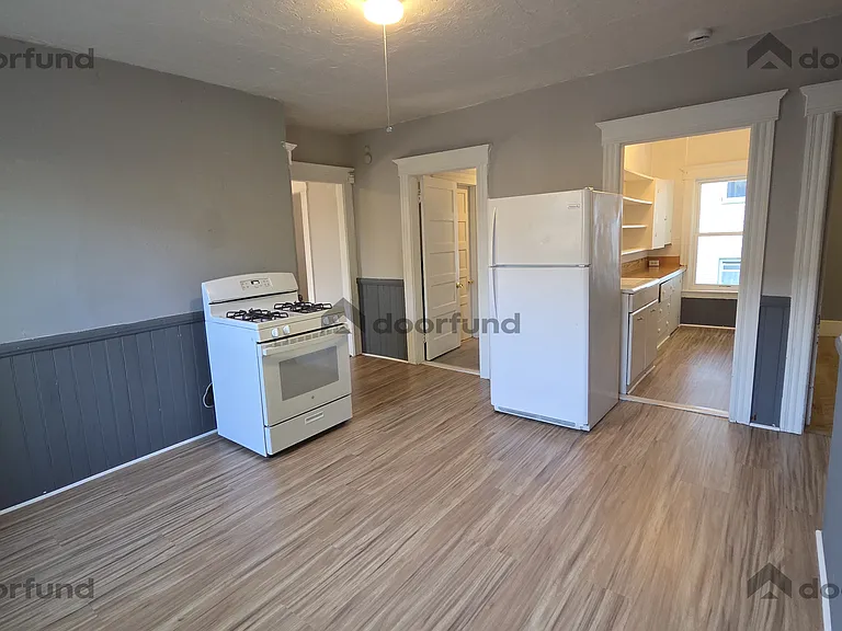 41 Freeland St #3 — Photo 2