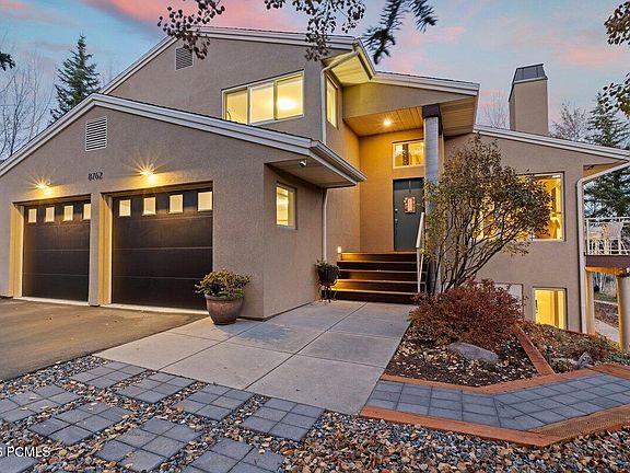 3rd image of 8762 Gorgoza Dr
