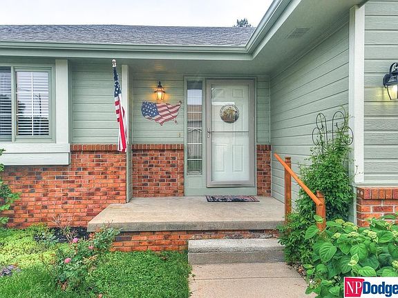 3rd image of 9121 Valley View Dr
