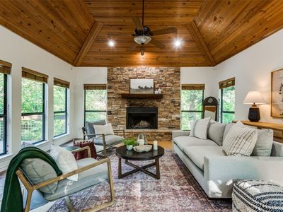 225 Rockland Dr, Highland Village, TX, 75077