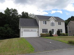 10 Haylee Ct, Seekonk, MA 02771