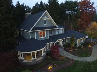 6701 Quaint Ridge Trl, Brighton, MI 48116