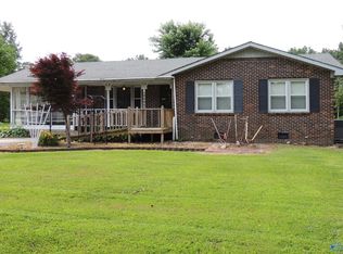 26468 Children Ln, Athens, AL 35613