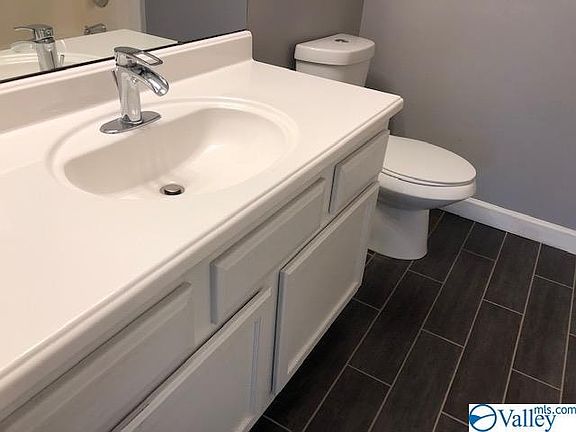 5th image of 176 Sandy Hollow Dr NW