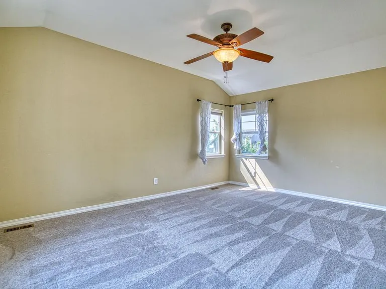 2370 Windmill Dr — Photo 16