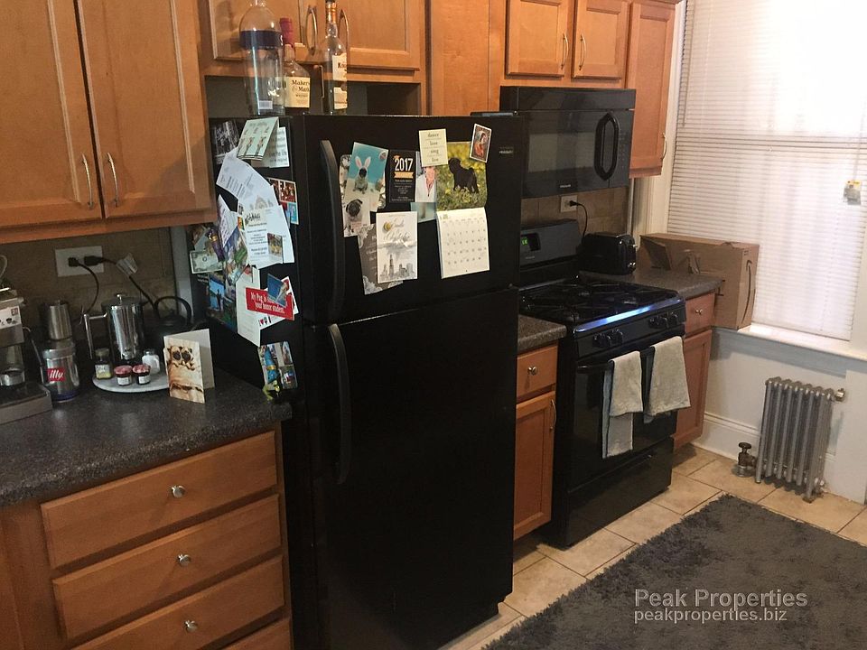1st image of 441 W Belmont Ave #21