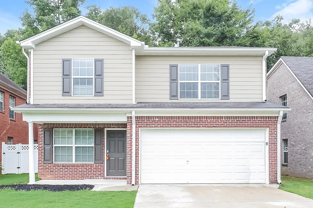 4 bed, 2.5 bath, 1751 sqft, $2,085 — Photo 1