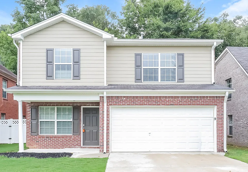 2534 Walter Way