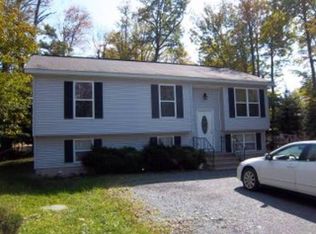 7350 Sunset Ln, Tobyhanna, PA