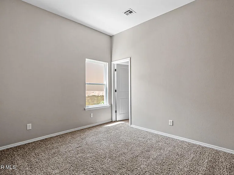 806 Hc Gilbert Minjares Dr #A — Photo 14
