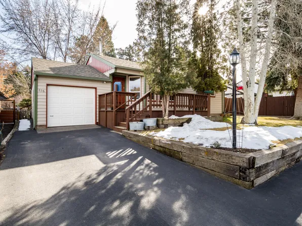 836 NE 9th St, Bend, OR 97701