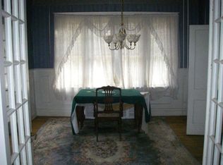 1809 Howard Ave, Pottsville, PA 17901