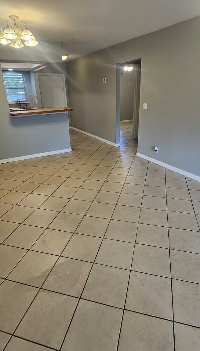 2 bed, 2.0 bath, 1022 sqft, $1,900 — Photo 3