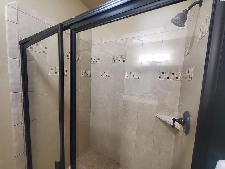 434 Bradley Blvd #204 — Photo 16