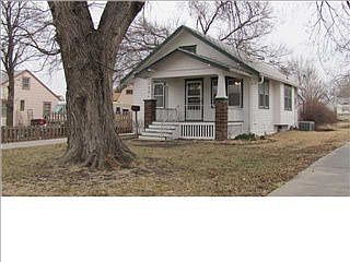2nd image of 512 S Kansas Ave