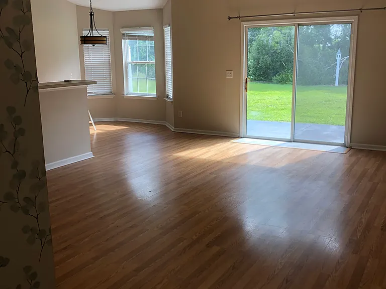 912 Elderberry Ln — Photo 22