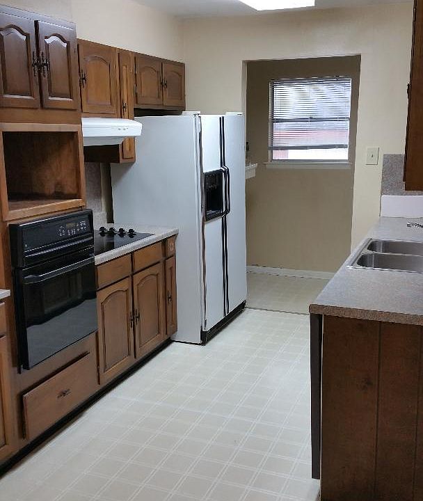 1st image of 130 Algarita St