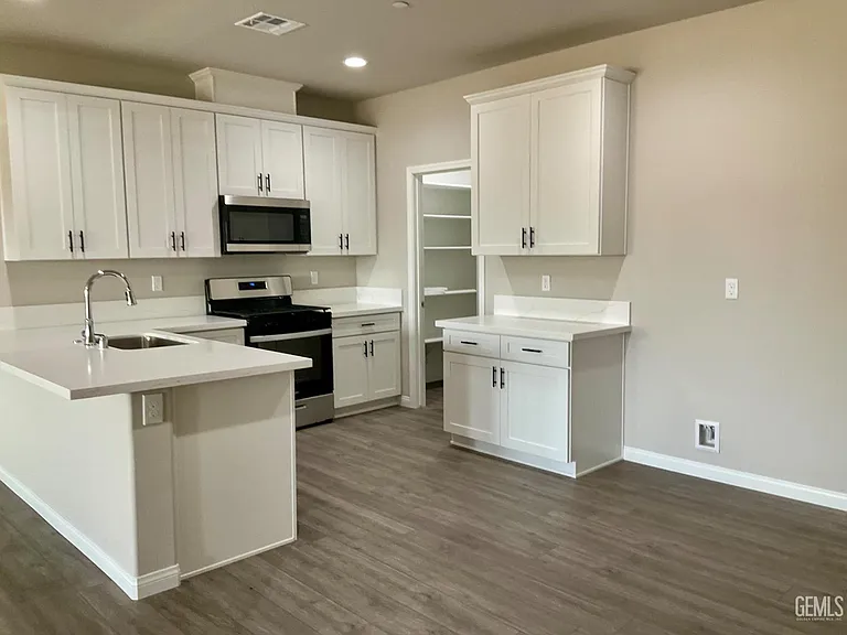 5016 Cohiba Ct — Photo 14