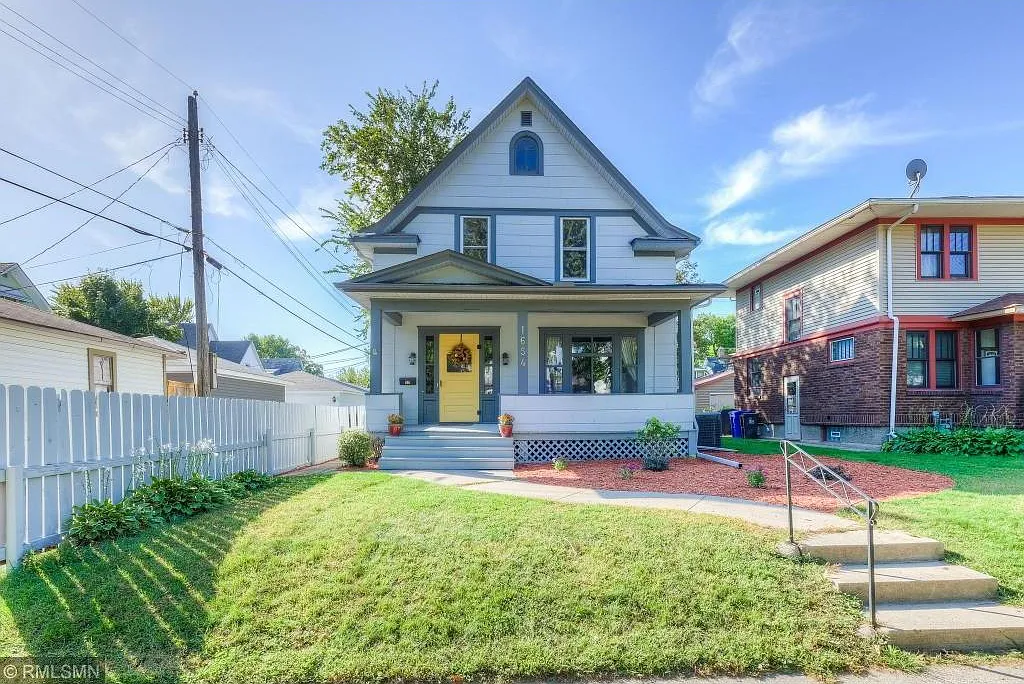 6 bed, $3,200 — Photo 1