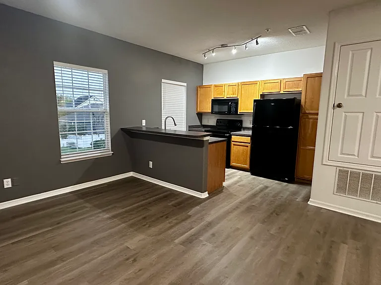 1105 Bennett Rd #GRG — Photo 5