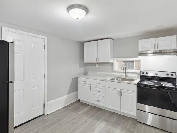 1227 East 38th Street, 1227 E 38th St #B, Savannah, GA 31404