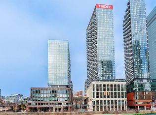 480 Front St W #914, Toronto, ON M5V 0V5