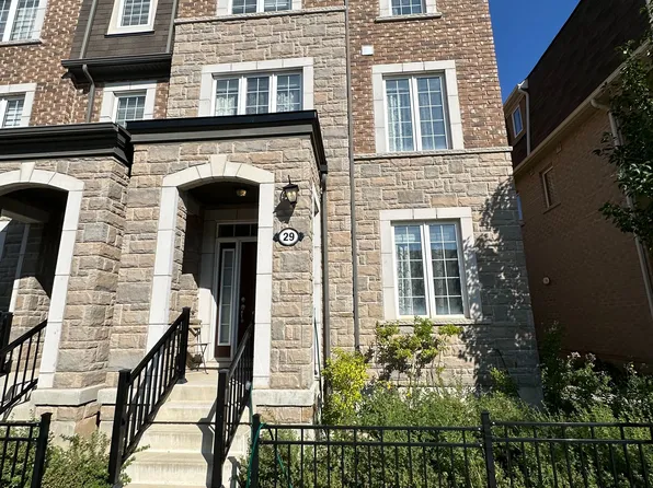 1222 Rose Way #29, Milton, ON L9E 1P1