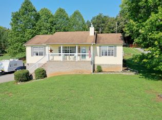 1027 N Old Grey Ridge Rd, Maryville, TN 37801
