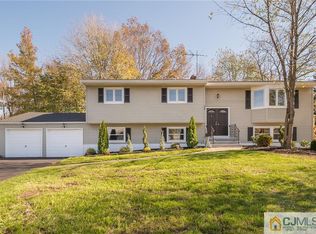 26 Wellington Rd, East Brunswick, NJ 08816