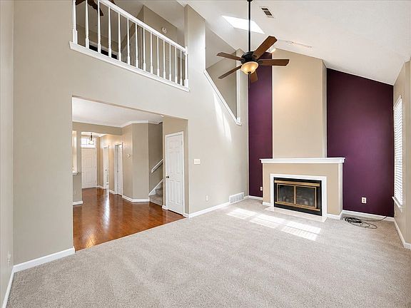 2nd image of 716 N Walnut Woods Cv