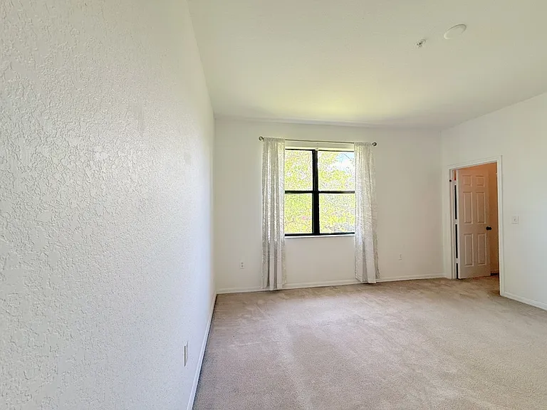 4207 Via Piedra Cir #8-102 — Photo 36