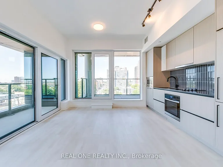 1285 Dupont St #603 — Photo 4