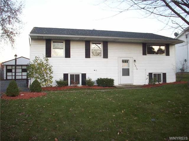 1st image of 3815 Lynn Dr
