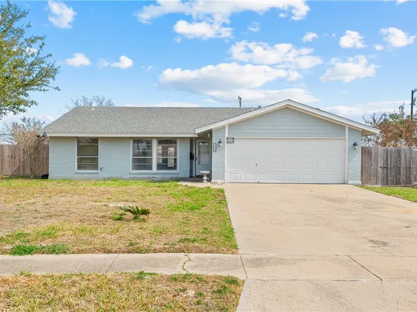 169 N Whitney St, Aransas Pass, TX 78336