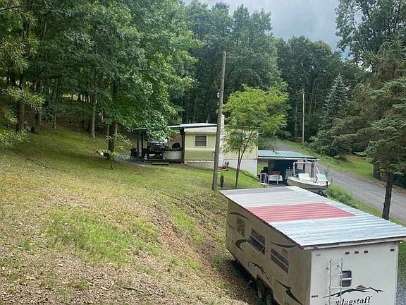 2nd image of 18459 Upper Ridge Rd