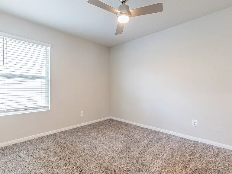 6418 Willow Point Blvd — Photo 12
