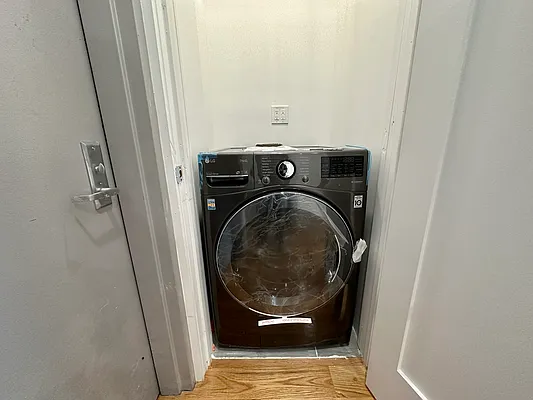 Rented by ABODE NYC LLC | media 10