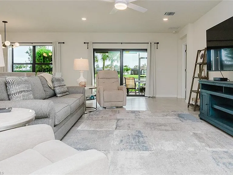 6168 Harmony Dr — Photo 4