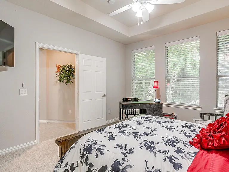709 Scenic Ranch Cir — Photo 23