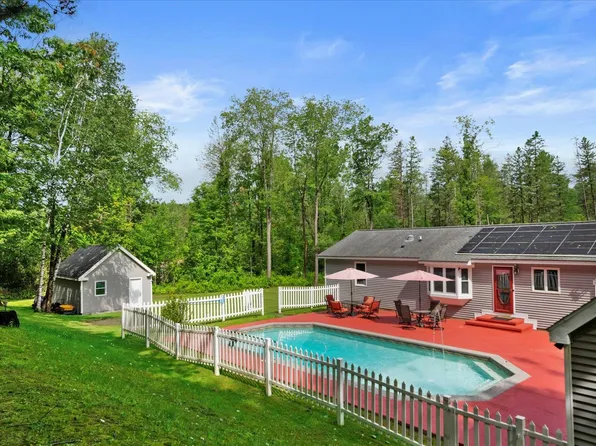 136 Grove Road, Shaftsbury, VT 05262