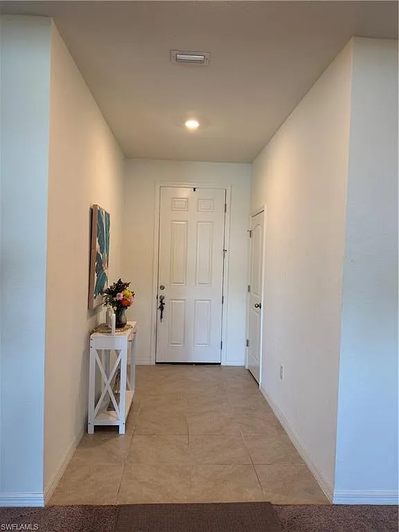 3 bed, 2.0 bath, 1780 sqft, $2,500 — Photo 2