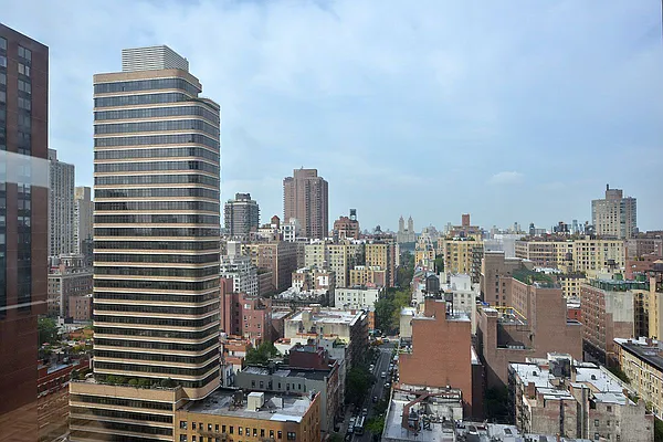 Sold by Edwards & Noble Properties LTD | media 5