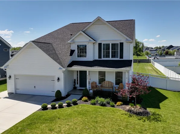 4580 Carlyes Ct, Hamburg, NY 14075