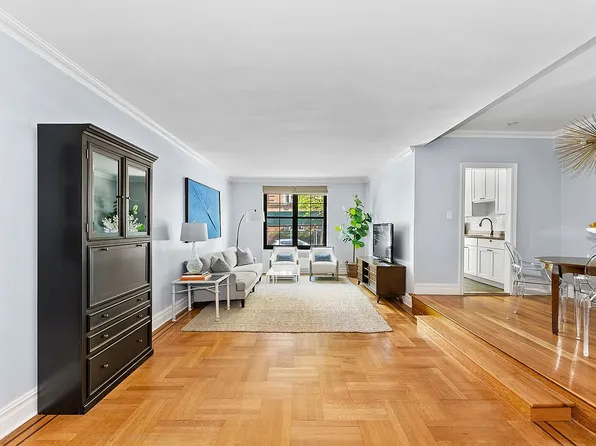 230 Park Pl APT 1A, Brooklyn, NY 11238