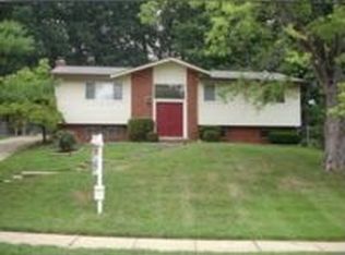 5511 Rolling Rd, Springfield, VA 22151