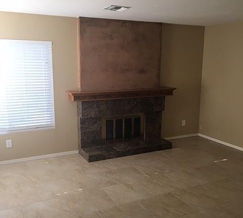 4th image of 4045 E Yawepe St