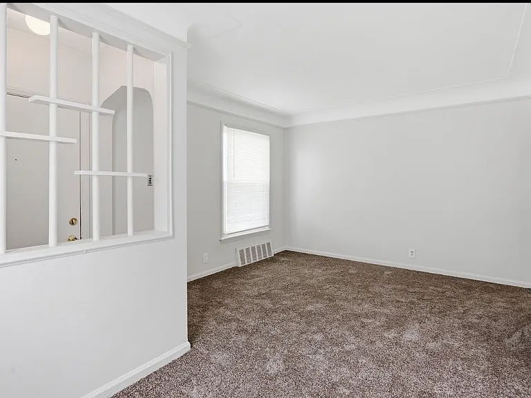 26316 Powers Ave — Photo 3