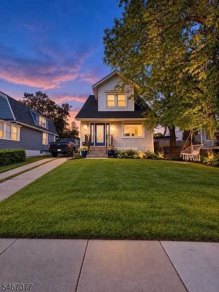 1st image of 413 Mercer Ave